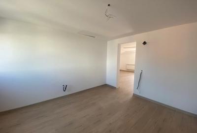 VALU LUI TRAIAN Zona C – casă 5 camere teren 300 mp - 18