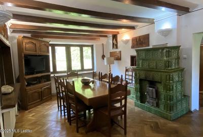 Bran - Casa pe strada Valea Portii, 223 mp, 4 dormitoare, teren 320 mp - 17