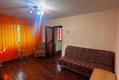 Apartament cu 2 camere, etajul 3/4, zona Alexandru cel Bun - 4