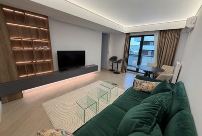 Apartament cu 3 camere semidecomandat, mobilat în Pipera