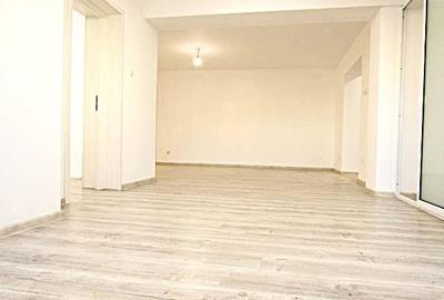 Vanzare apartament et 1, 4 cam 125 mp, complet renovat in Targoviste. - 2