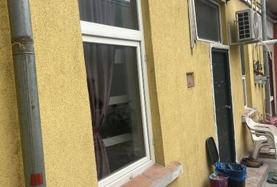 Vand Ap 2 camere, plus 1 camera la demisol Parc Carol - 3