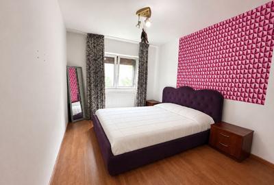 Apartament 3 camere spatios de vanzare în zona - Tractorul - 1