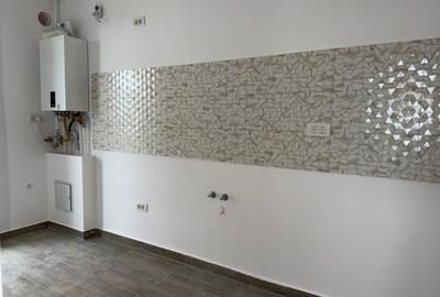 Apartament cu 3 camere decomandat în Berceni