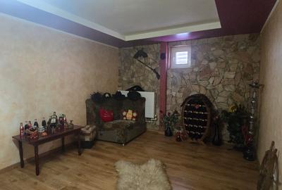 Casa p+2 cu spațiu comericial - 10