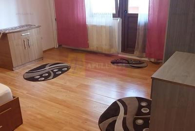 Garsonieră decomandată, mobilată în Dristor