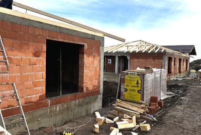 Casă individuală cu 4 camere în Cetate