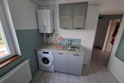 Garsonieră decomandată, mobilată în Gară