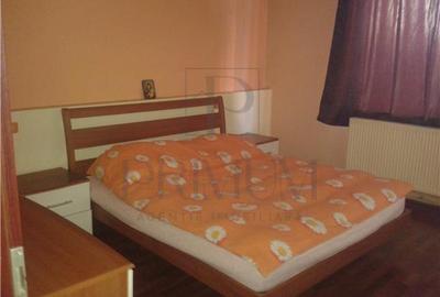 GIROCULUI, CASA CU SAD (spatiu alta destinatie), 4  CAMERE, 3 FRONTURI - 5