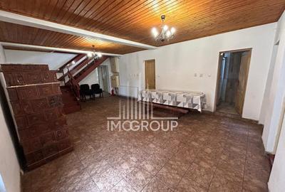Hostel 10 camere | capacitate 33 persoane | sauna | ciubar | Muntele Baisorii - 12