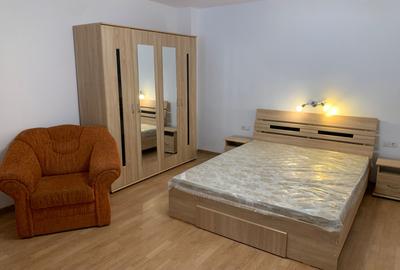 Apartament 2 camere 65 mp, curte,  Zona centrala - 1