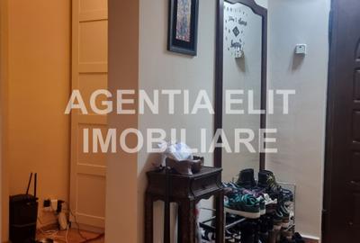 Apartament 3 camere, zona Scolii nr. 13 - 8