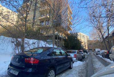 Apartament 4 camere bloc boutique si terasa de 25m - 53