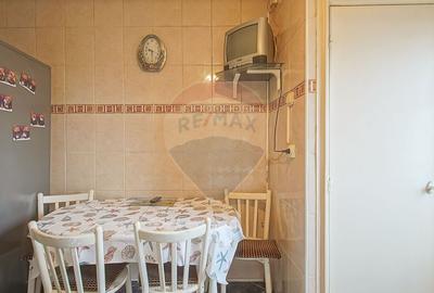 Apartament cu 3 Camere in Centru Civic Brasov  , COMISION 0% - 13