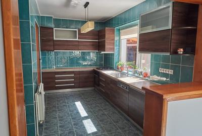 Vila  P+1+M - parc Bazilescu-286mp - 6
