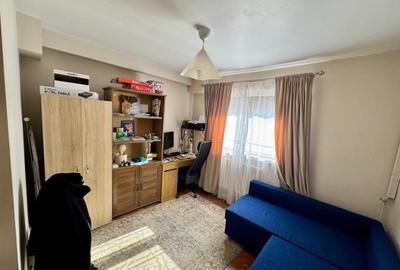 PALAS MALL - SF LAZAR - 2 CAMERE DECOMANDAT 54MP - ETAJ 1 - BLOC DIN 1982 - 5