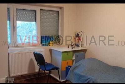 Apartament 3 camere | 67 mp + balcon | Zonă centrală - 2