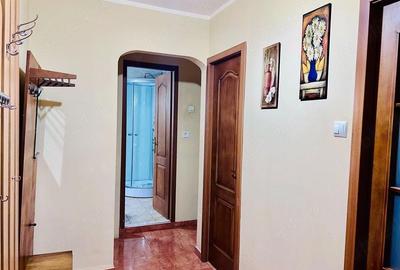 Apartament cun 2 camere decomandat - Piata Sudului - 10