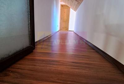 Vila de vanzare in Busteni - Zona Piatra Arsa - 42