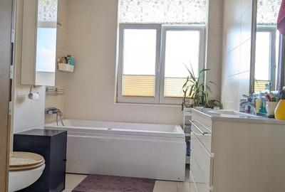Apartament spatios 100 mp cu lift si 50 mp de terase - 16
