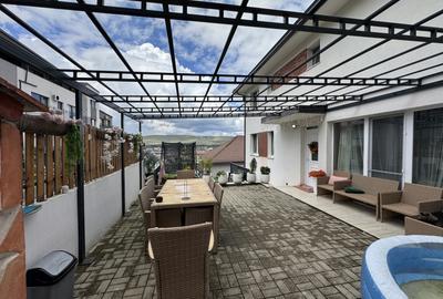 Casa individuala cuplata ,172 mp utili , zona Teilor - 18