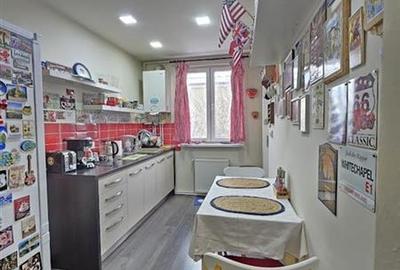 Semicentral etaj 3 apartament 2 camere stare foarte buna. - 2