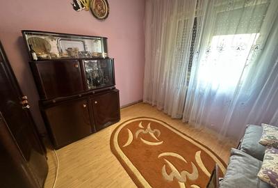 Apartament 3 camere| 51mp| etaj 2| zona Cugir - 2