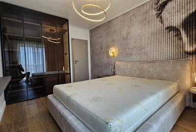 Apartament cu 3 camere semidecomandat, mobilat în Bună Ziua