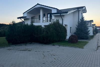 REV2004326 Vila Complex Privat Lidl Snagov - Piscina - 3