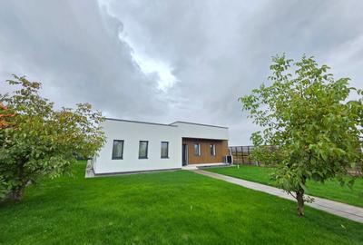 Casă individuală cu 4 camere în Corbeanca