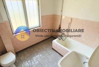 Casa + teren de vânzare –  zona CIRITEI - 12