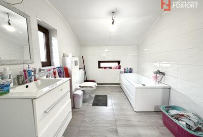 COMISION 0% Duplex despartit prin garaj, 5 camere, teren 660 mp in Sanandrei - 6