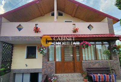 Casa de vânzare Valea Adanca, 4 camere,  zonă principala, Toate utilit - 1