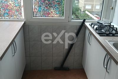 Apartament 3 camere decomandate de închiriat – Zona Lipovei, locație excelentă - 6