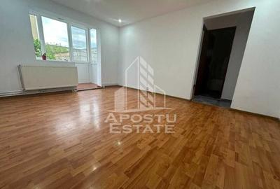 Apartament cu 2 camere, semidecomandat, etajul 2, centrala proprie - 1