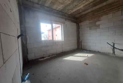 Casa  pe parter 3 cam+Pod.Teren 210mp. - 11