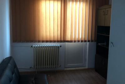 Apartament 3 camere decomandat Lunei aproape de Complex Centrala gaz amenajat - 6