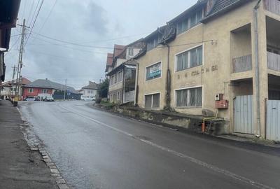 Cladire cu destinatie comerciala/clinica/birouri str Bujorului Reghin - 2