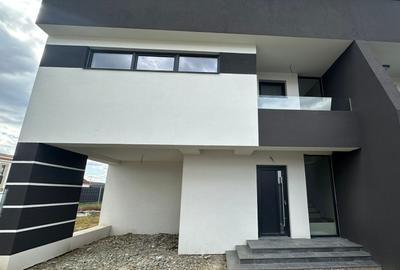 Casa Duplex 107 mp, 4 camere| teren 370  mp| zona Sebeș - 12