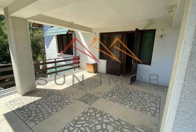 Vila de vanzare, teren 3100 mp, 7 camere, 6 grupuri sanitare, 3 CT, an 1997 - 26