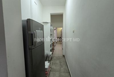 VANZARE SPATIU COMERCIAL -Parter, in zona 9 Mai - 14
