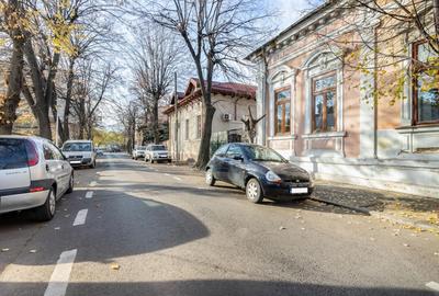 Vilă interbelică – eleganță și investiție în inima Capitalei - 4