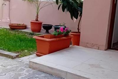 5 min metrou Iancului Parc Vatra Luminoasa Casa pe teren singur curte - 2