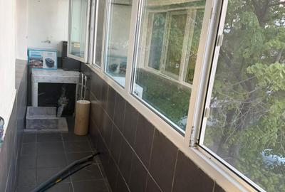 Apartament 3 camere confort 1 decomandat, zona Progresu, etaj 3/4. - 11