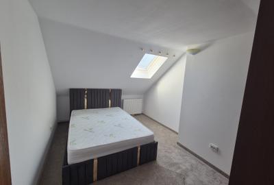 Apartament la casa, 4 camere in Schei - 8