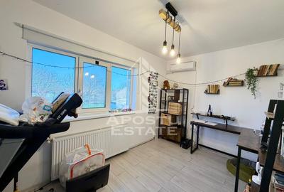 Jumatate de Duplex de vanzare, panouri solare, 95 mpu, Sanandrei - 14