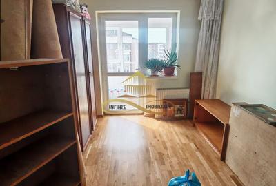 Vand apartament 3 camere decomandate – zonă Ștefan cel Mare - 12