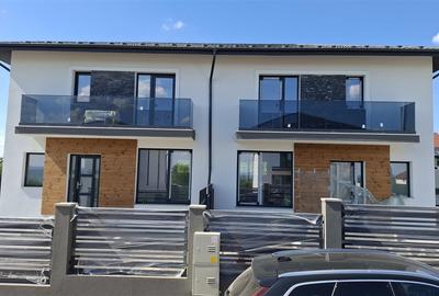 Duplex cu 4 camere în Valea Lupului