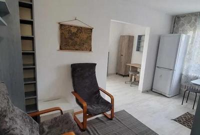 Apartament 2 camere, etajul 2/4, zona Tatarasi - 4
