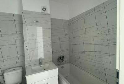 VANZARE GARSONIERA DECOMANDATA LANGA SCOALA PENTRU RARES-BLOC MIC DE 3 ETAJE - 11